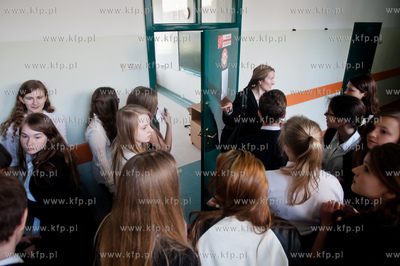 Gimnazjum nr 48 w Gdansku. Egzamin gimnazjalny.
23.04.2014
fot....