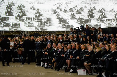 Gdansk. Byly zbiornik gazowy na terenie Polskiej Spolki...