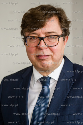 Gdynia. Posel na Sejm Tadeusz Aziewicz jako pierwszy...