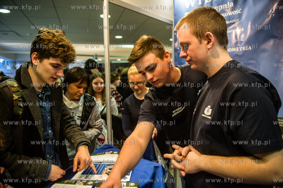 Uniwersytet Gdanski. Wydzial Prawa i Administracji....