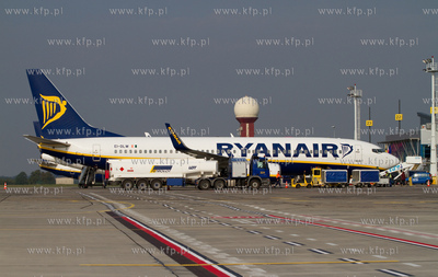 Port Lotniczy Gdansk im. Lecha Walesy. Nz. Boeing 737-800...
