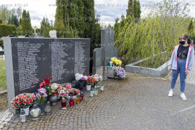 Cmentarz komunalny przy ulicy Obrońców Pokoju w Pruszczu...