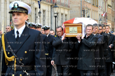 Pomorze zegna Macieja Plazynskiego, ktory zginal tragicznie...