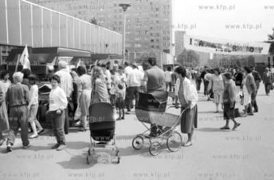 Pierwszy Jarmark Zabiankowy w Gdansku Zabiance.  2czerwiec89_z.kosycarz_p16...