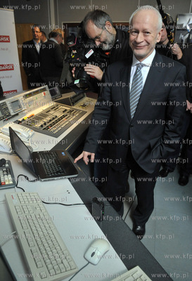 W gdanskim Osrodku Telewizji Polskiej nastapilo uroczyste...