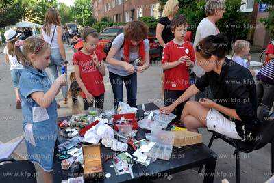 Streetwaves czyli artystyczna akcja miejska w Gdansku...