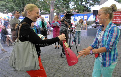 Festyn charytatywny Zeszyt dla Ucznia odbyl sie tym...