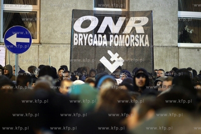 Gdynia, Protest internautow przeciwko podpisaniu przez...