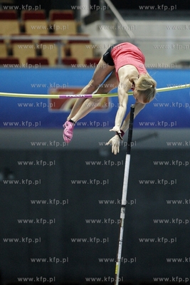 Trening skoczkini o tyczce Anny Rogowskiej, przed rozpoczynajcymi...