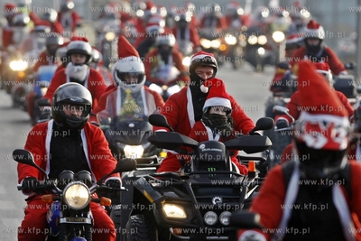 Gdansk. Ul.Marynarki Polskiej. XII edycja parady Mikolaje...