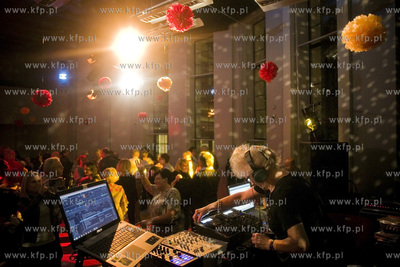 Sopot. Opera Leśna. Dancing Międzypokolenowy z okazji...