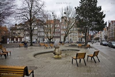 Gdańsk. Remont skweru przy ulicy Szerokiej.
10.12.2016
fot....