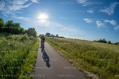 Trasa rowerowa Krokowa - Swarzewo dawnym nasypem kolejowym....