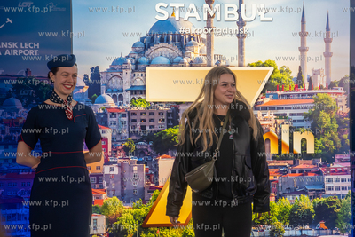 7 mln pasażerka Portu lotniczego Gdańsk-Rębiechowo...