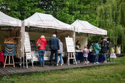 Gdańsk.  Park Oliwski.  Niedziela w Parku.  Nz.  Letni...