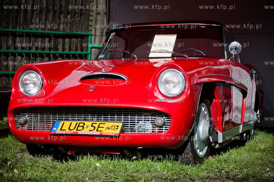 Gdansk Oliwa. Kuznia Wodna. Impreza pt. Pokaz Aut 2012.
Nz...