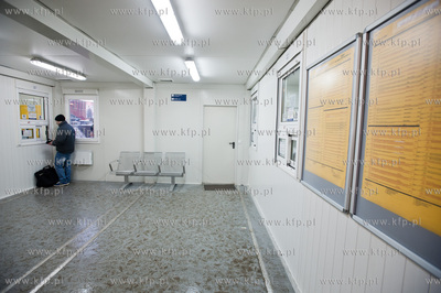 Gdansk. Remont hali glownej Dworca Glownego PKP.
Nz...