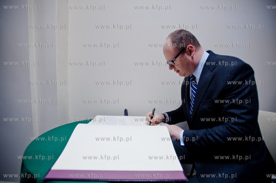 Gdansk. Oliwa. Uroczyste otwarcie wyremontowanej placowki...