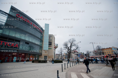 Gdansk. Wrzeszcz. Centrum handlowe Galeria Baltycka.
11.04.2013
fot....