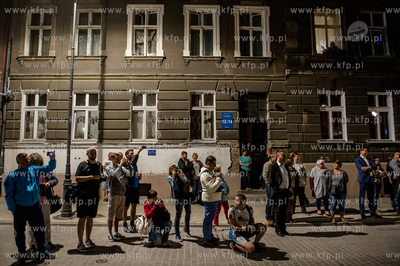 Gdansk. Dolne Miasto. Operacja ustawiania zabytkowego...