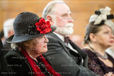 Gdansk. Oliwa. V Liceum Ogolnoksztalcace. Sesja Rady...