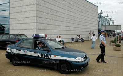 Wzmozone srodki bezpieczenstwa na Lotnisku im. Lecha...