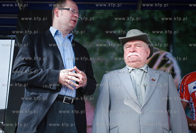 Pierwszy Maraton Sierpniowy w Gdansku Nz. Lech Walesa...
