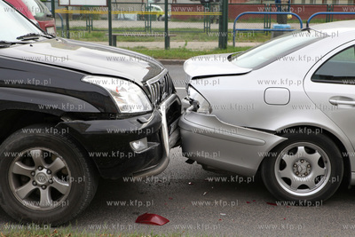 Karambol na ulicy Kartuskiej w Gdansku. Zderzylo sie...