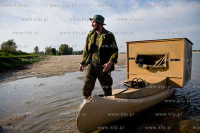 Podczas pleneru fotograficznego w Mongolii 2.07.2010...