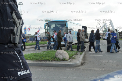 Strajk pracownikow Przedsiebiorstwa Uslug Zeglugowych...