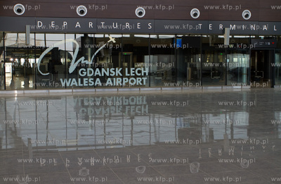 Lotnisko im Lech Walesy w Gdansku - Rebiechowie. Nowo...