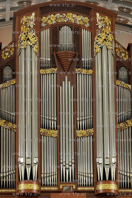 Sanktuarium Matki Bozej Bolesnej w Licheniu (woj. wielkopolskie)....