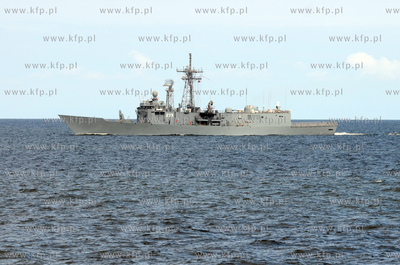 Fregata rakietowa typu Olivier Hazard Perry  ORP Gen....