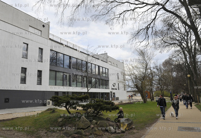 Sopot. Zatoka Sztuki. Charytatywny cykl Serca Gwiazd....