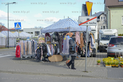 Rumia. Sobota - dzien targowy na rumskim targowisku...