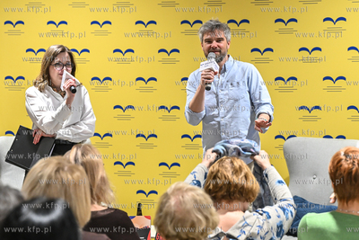 Miejska Biblioteka Publiczna - Sopoteka. Cykl Czytaj...