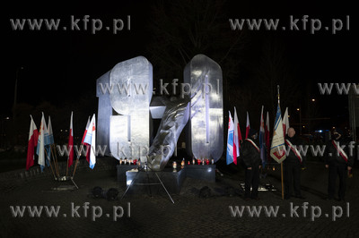 Gdynia. Uroczystości pod pomnikiem Ofiar Grudnia '70.
17.12.2020...
