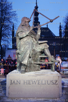 Z okazji rocznicy urodzin i smierci Jana Heweliusza...