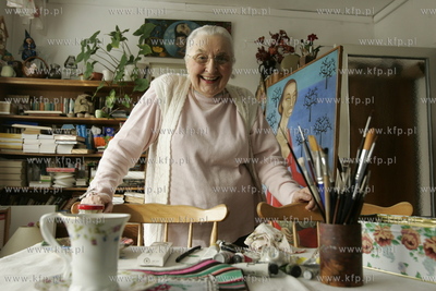 Lucyna Legut - Lucha - aktorka, malarka, pisarka. Na...