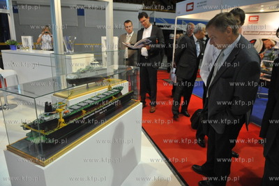 Gdansk. Hala Olivia. XV Międzynarodowe Targi Morskie...