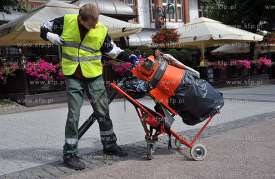 Sopot. Prezentacja dwoch nowych odkurzaczy do sprzatania...