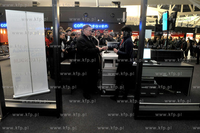 Pierwszy dzien funkcjonowania nowego terminalu T2 gdańskiego...