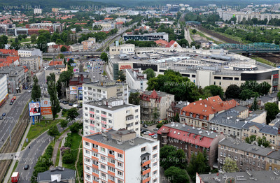Wrzeszcz. Widok na aul Grunwaldzka z budowanego Centrum...