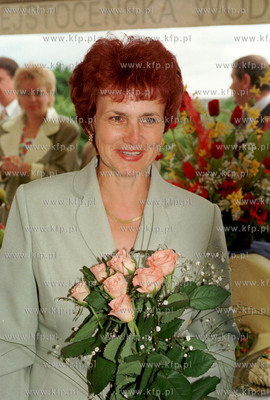 Danuta Walesowa na swoich imieninach, (zdjecie standartowe)...