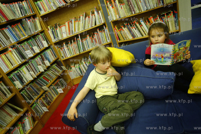 Sopot. Biblioteka Glowna przy ul. Obroncow Westerplatte....