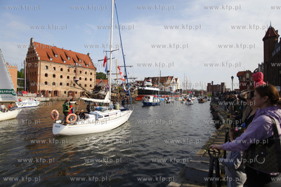 Gdansk. Oficjalne rozpoczecie sezonu zeglarskiego....