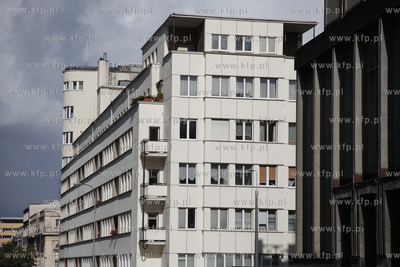 Kamienica przy ul. Stefana Batorego w Gdyni.
09.10.2012
fot....