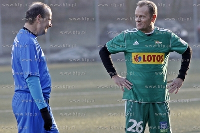 Gdansk. Boisko przy ul. Traugutta.  Sylwestrowy mecz...