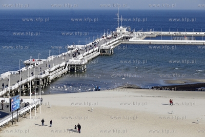 Sopot. Widok z latarni morskiej na molo.
24.02.2014
fot....