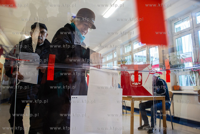 Sopot. Szkoła podstawowa nr. 8. Wybory samorządowe....